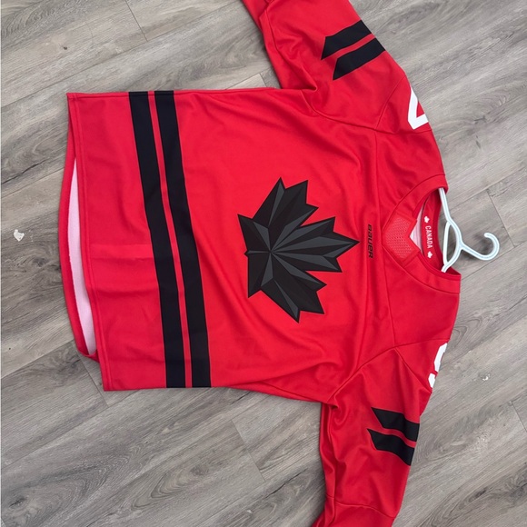 Bauer Canada McDavid Olympic Hockey Jersey - Picture 2 of 6
